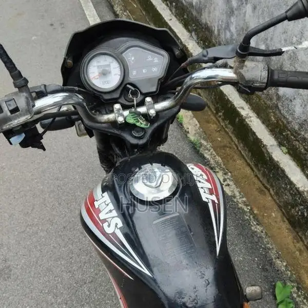 TVS Metro 2016