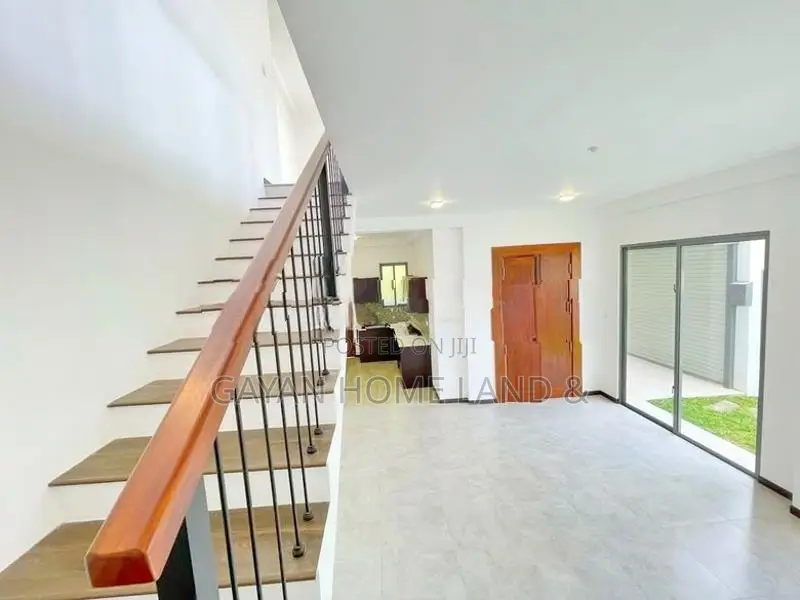 Brand New Double Storey Quality House in Piliyandala
