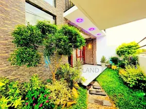 New Luxurious Three-storey House For Sale In Kahathuduwa Koralima