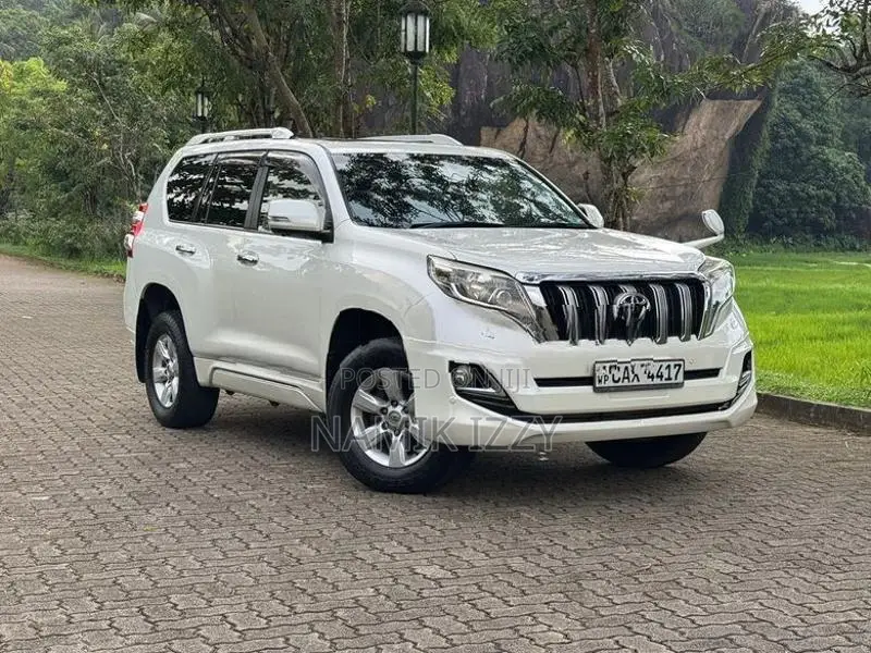 Toyota Land Cruiser Prado TX 150 2015