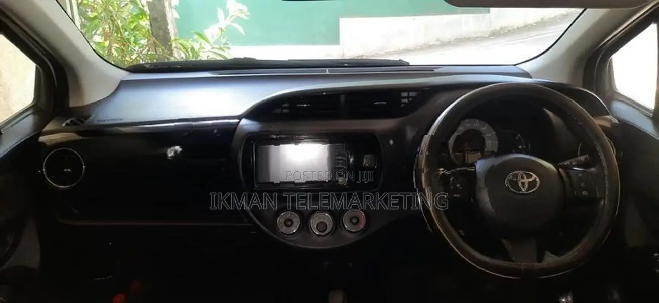 Toyota Vitz 2018