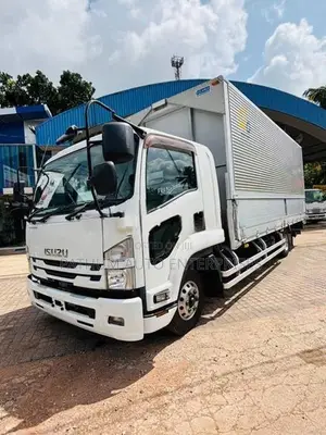 Isuzu Forward 2017