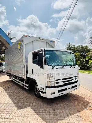 Isuzu Forward 2017