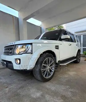 Land Rover Discovery 4 TDV6 S 2015