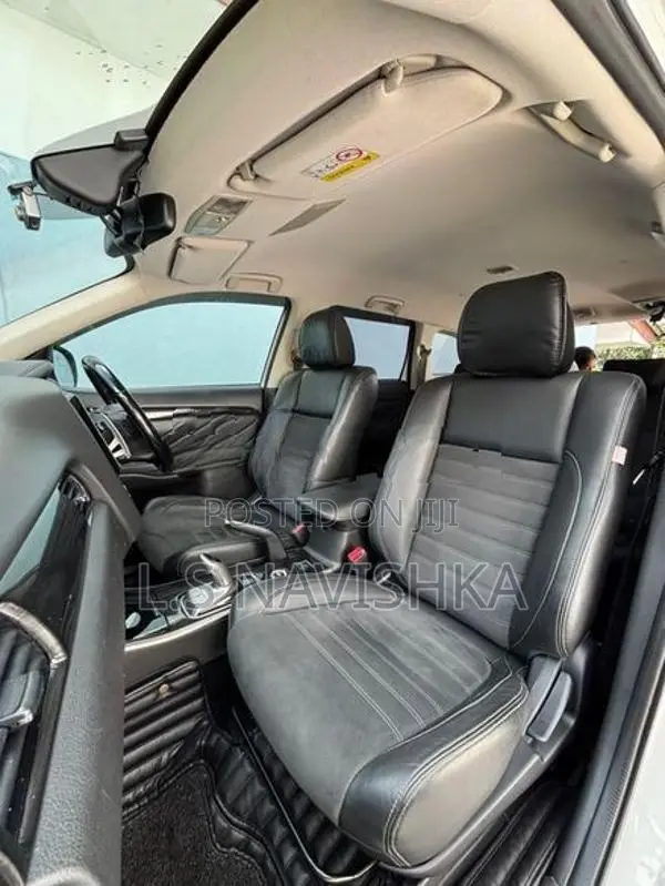 Mitsubishi Outlander Phev 2016