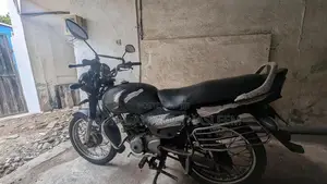 TVS Victor 2003