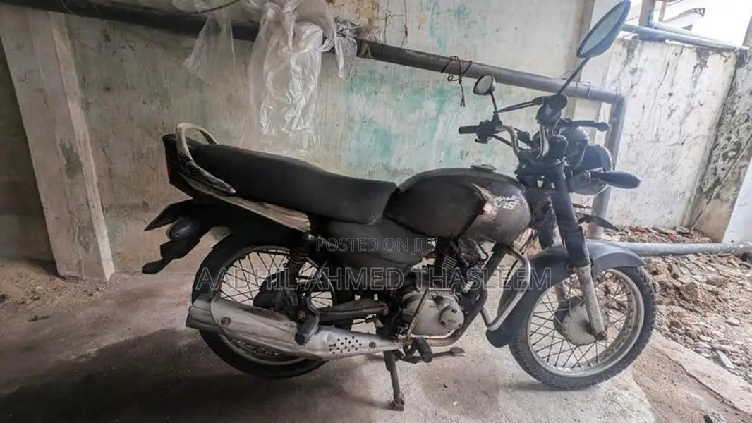 TVS Victor 2003