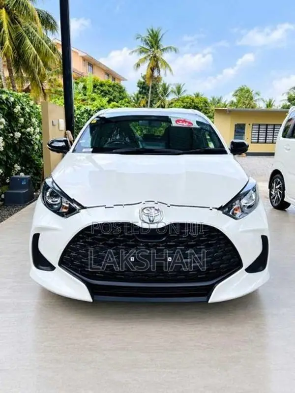 Toyota Yaris X GRADE 2026