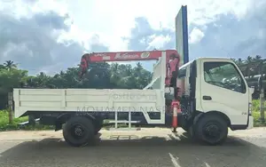 Toyota Hino Boom Truck 2016
