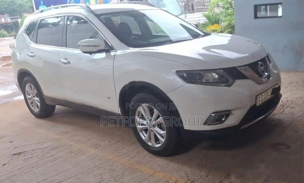 Nissan X-Trail 2015