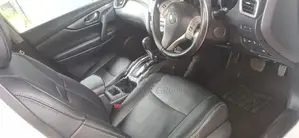 Nissan X-Trail 2015