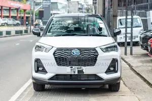 Daihatsu Rocky Premium G Hybrid 2026