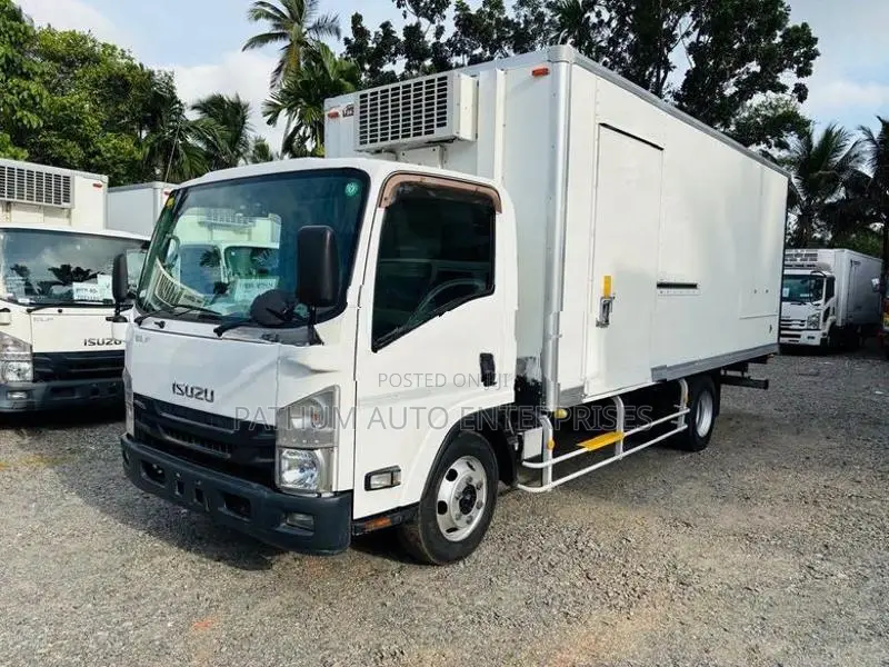 Isuzu 350 2017