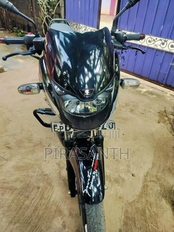 Bajaj Pulsar 150 2021