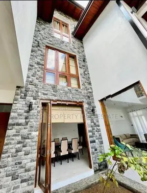 🏷️Super luxurious newly build house for sale in thalawatugoda