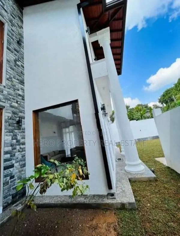 🏷️Super luxurious newly build house for sale in thalawatugoda