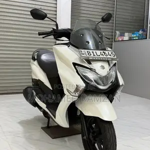Suzuki Burgman 125 2019