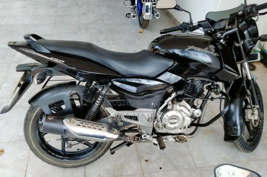 Bajaj Pulsar 150 2015