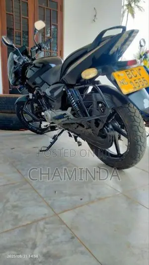 Bajaj Pulsar 150 2015