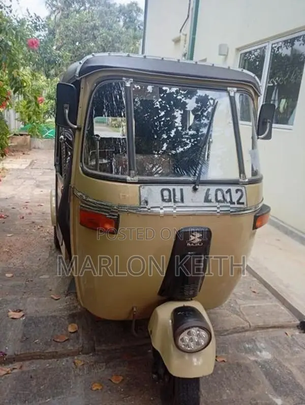 Bajaj RE Three Wheeler 2005
