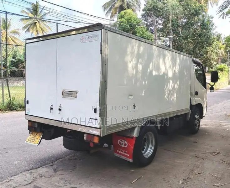 Toyota Dyna 2007