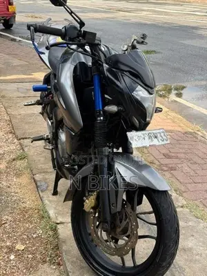 Bajaj Pulsar NS200 used 2017