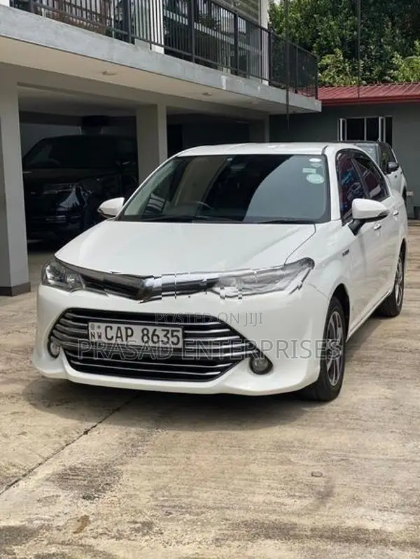 Toyota Axio G GRADE 2015