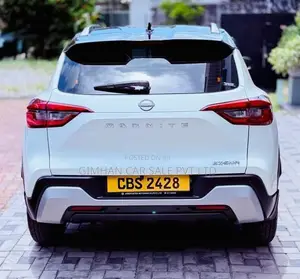 Nissan Magnite Acenta EZ-Shift 2026