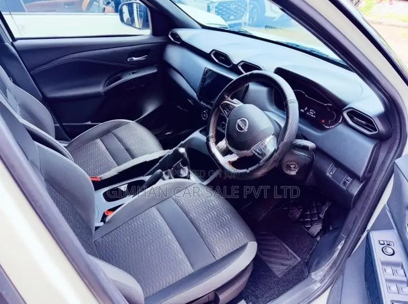 Nissan Magnite Acenta EZ-Shift 2026
