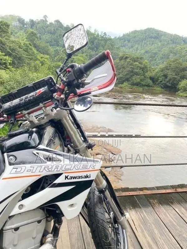 Kawasaki D Tracker D2 2007