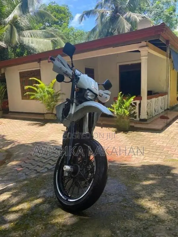 Kawasaki D Tracker D2 2007