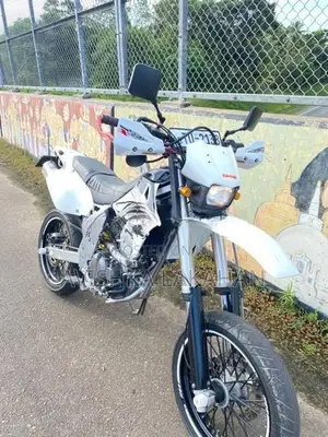Kawasaki D Tracker D2 2007