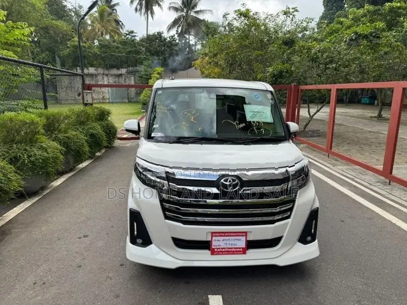 Toyota Roomy Custome G 2024