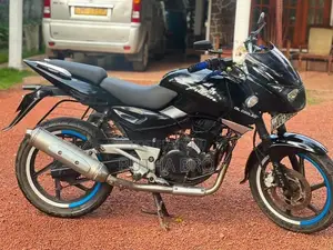 Bajaj Pulsar 200 2009