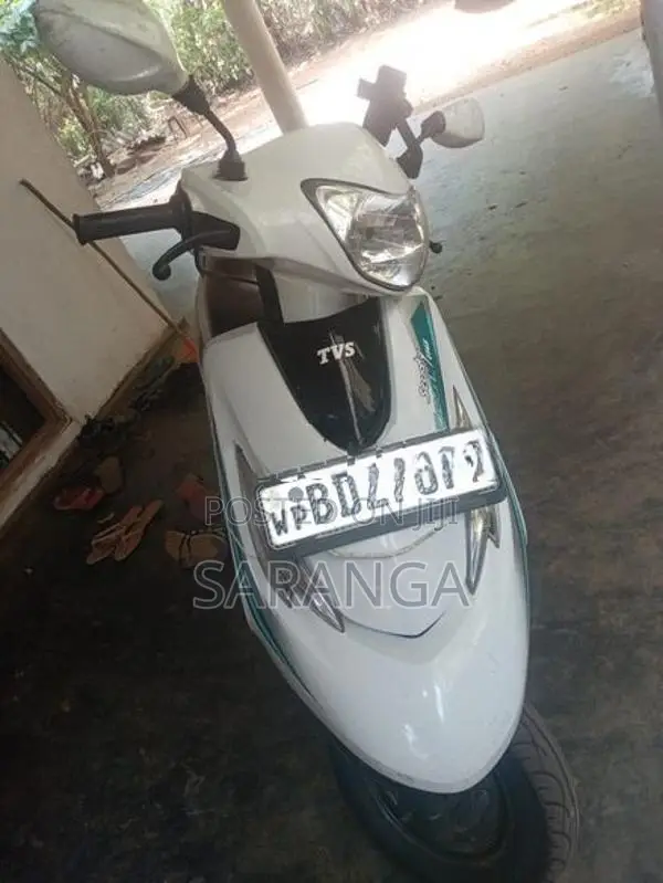 TVS Scooty Zest 2015