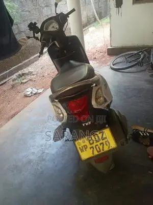 TVS Scooty Zest 2015