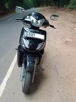 Mahindra Gusto 201 2014