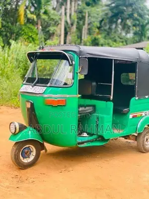 Bajaj RE 2003