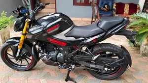 Hero Hunk 160R 2026