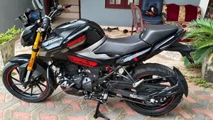 Hero Hunk 160R 2026