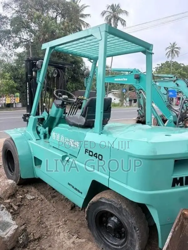 Mitsubishi FD40 Forklift