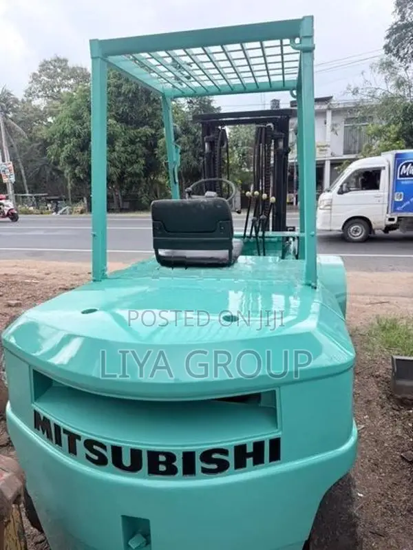 Mitsubishi FD40 Forklift