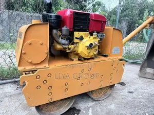 Sakai 1 Ton Roller
