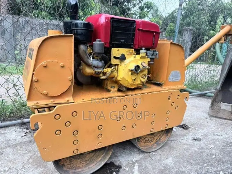 Sakai 1 Ton Roller