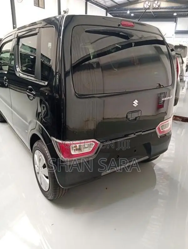 Suzuki Wagon R FX 2024