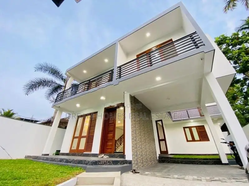 Modern Box-Type House for Sale – Talawathugoda