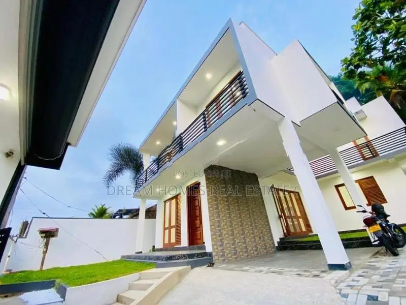 Modern Box-Type House for Sale – Talawathugoda