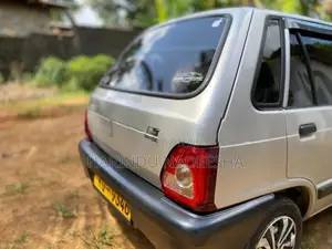 Maruti Suzuki 800 2011