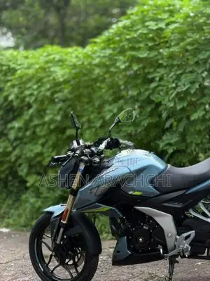 Bajaj Pulsar N160 Premium 2025