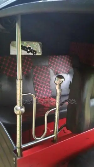 Bajaj RE 2013